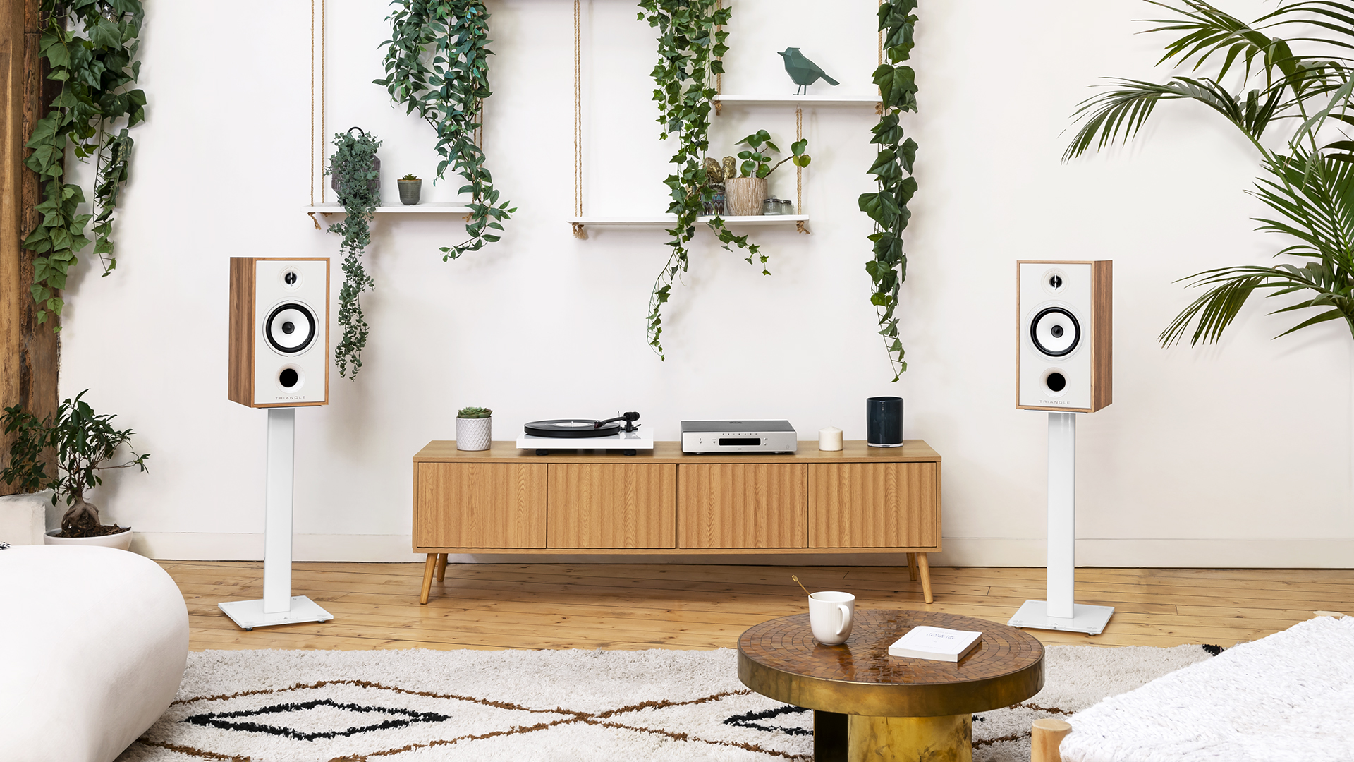 TRIANGLE_BOREA_BR04_PICTURES_LIFESTYLE_LIGHT_OAK_01